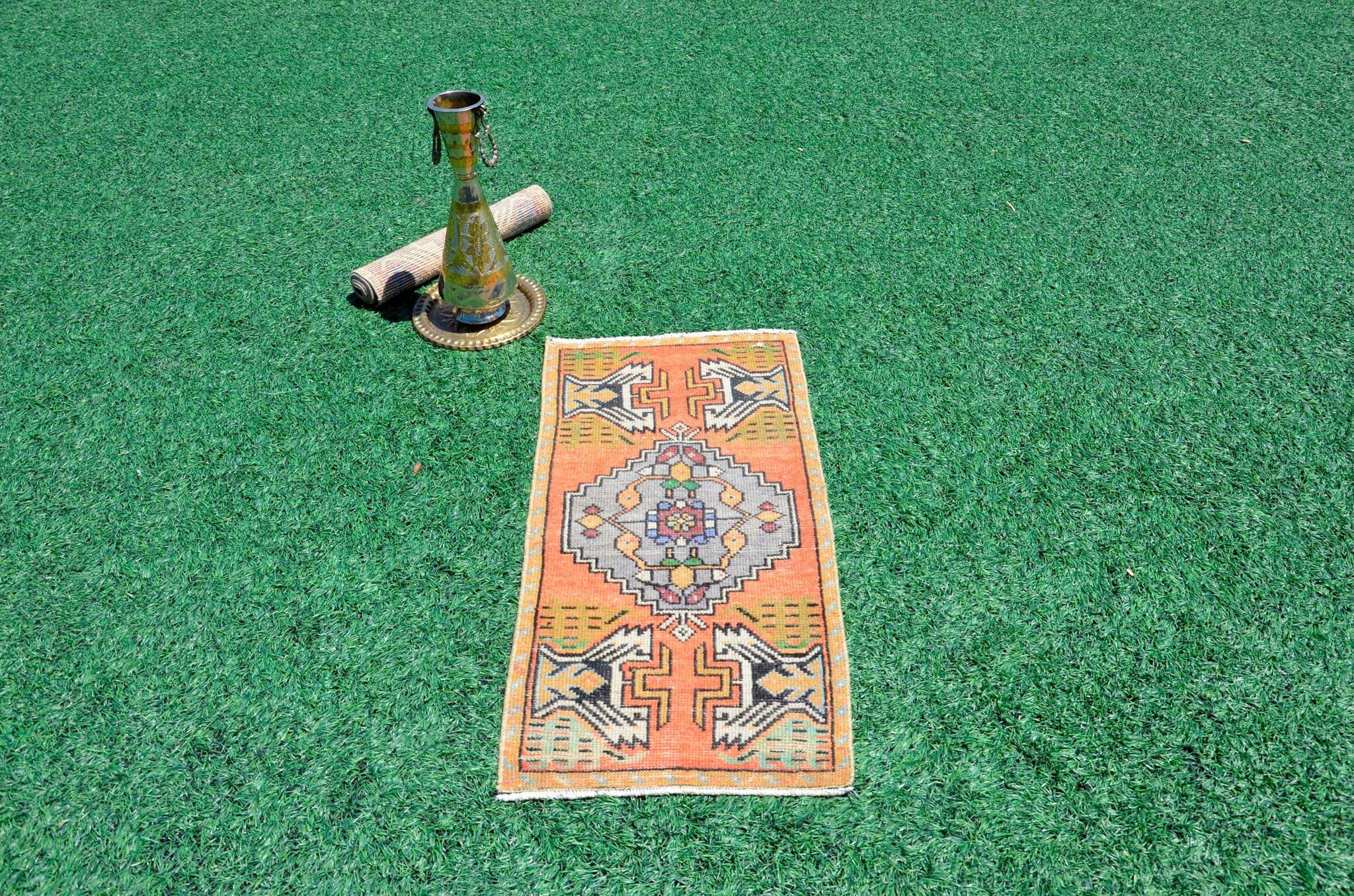 Handmade Turkish Vintage small area rug doormat for home decor, bathroom rug, area oushak rug bathroom mat kitchen kilim rug, rug 3.3x1.6, 666526