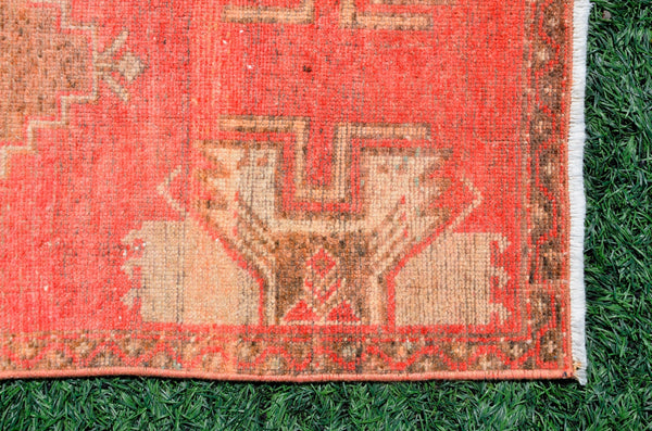 Natural Turkish Vintage small area rug doormat for home decor, bathroom rug, area oushak rug bathroom mat kitchen rug kilim rug, rug 3.6X1.7, 665816