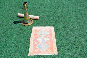 Handmade Turkish Vintage small area rug doormat for home decor, bathroom rug, area oushak rug bathroom mat kitchen kilim rug, rug 2.3X1.5, 665822