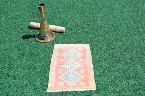 Handmade Turkish Vintage small area rug doormat for home decor, bathroom rug, area oushak rug bathroom mat kitchen kilim rug, rug 2.3X1.5, 665822