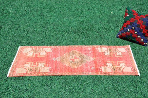 Turkish Handmade Vintage small area rug doormat for home decor, bathroom rug, area oushak rug bathroom mat kitchen kilim rug, rug 4.3x1.6, 665832