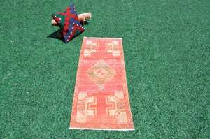 Turkish Handmade Vintage small area rug doormat for home decor, bathroom rug, area oushak rug bathroom mat kitchen kilim rug, rug 4.3x1.6, 665832