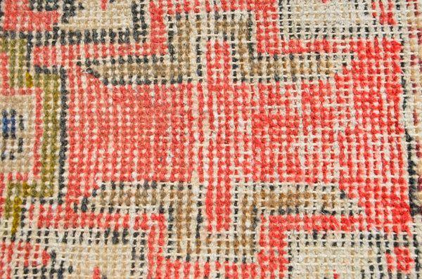 Vintage Handmade Turkish small area rug doormat for home decor, bathroom rug, area rug bathroom mat kitchen kilim rug, rug 3X1.6, 665842