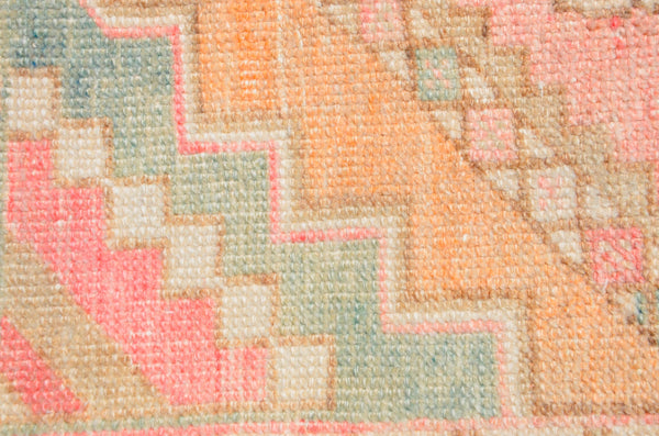 Turkish Handmade Vintage runner rug for home decor, area rug, Anatolian oushak rug boho rug kitchen rug  bathroom rug kilim, 9'1" x 2'8", 666427