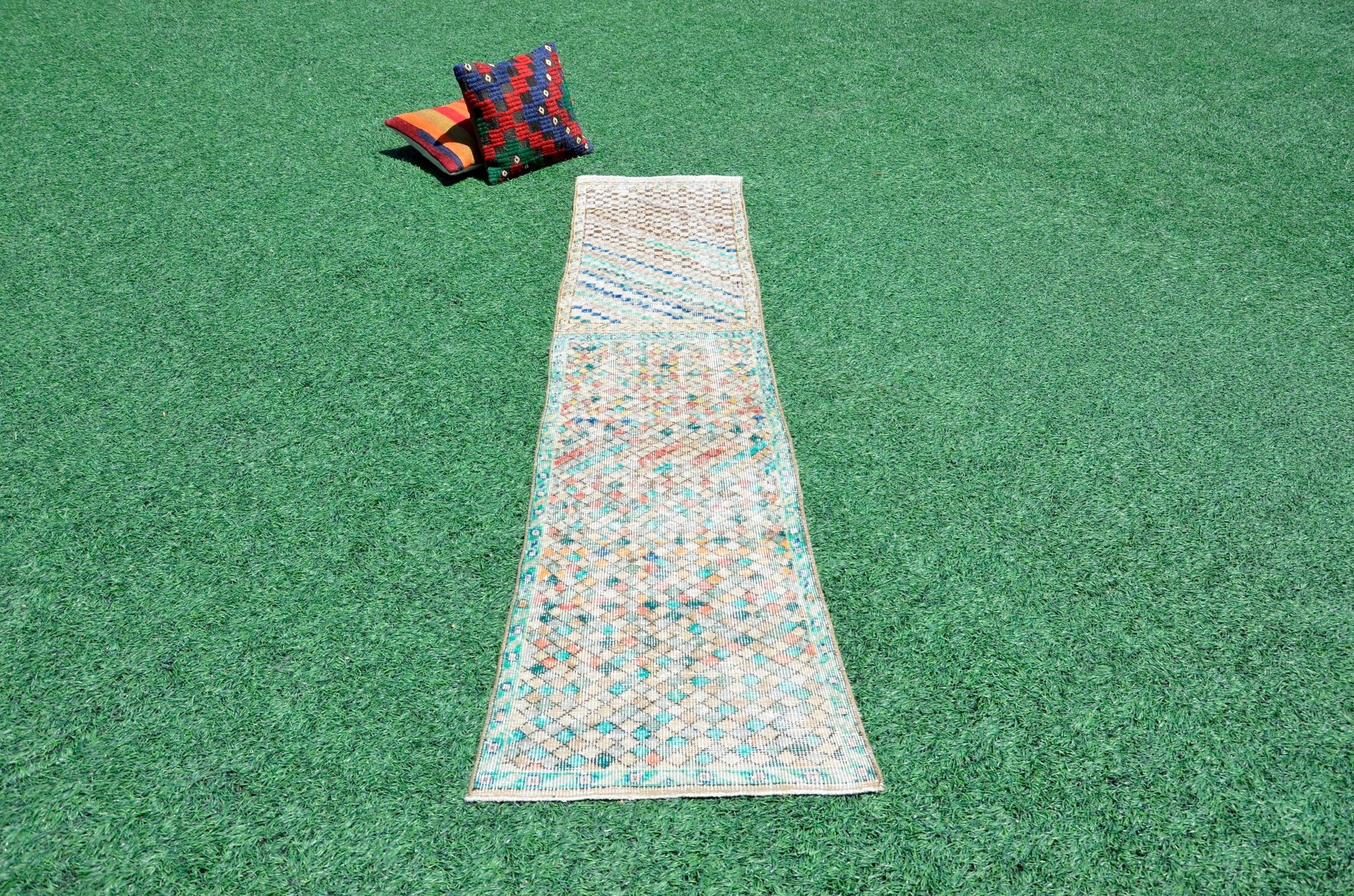 Vintage Turkish Handmade runner rug for home decor, area rug, Anatolian oushak rug boho rug kitchen rug  bathroom rug kilim, 7'5" x 1'9", 666424