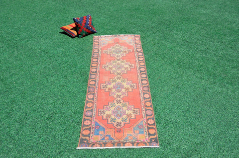 Turkish Handmade Vintage runner rug for home decor, area rug, Anatolian oushak rug boho rug kitchen rug  bathroom rug kilim, 8'7" x 2'8", 666430